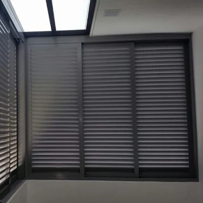 Tamanho personalizado Windproof das anti grelhas de alumínio exteriores da máscara de Sun do roubo