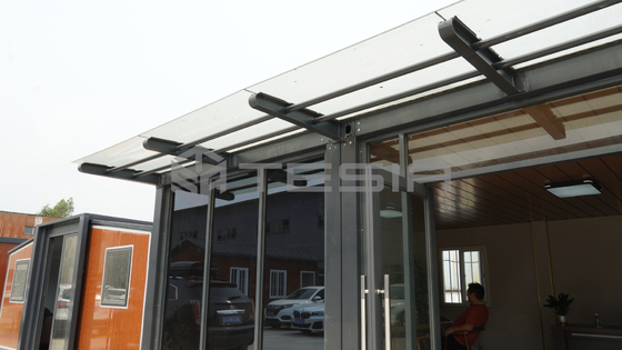 Casa de contêiner pré-fabricada expansível de estrutura de aço leve de 20 pés de luxo pronta