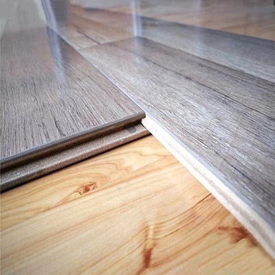 Abrasão estratificada 12mm impermeável multicolorido do revestimento AC2-Ac5 de 8mm resistente